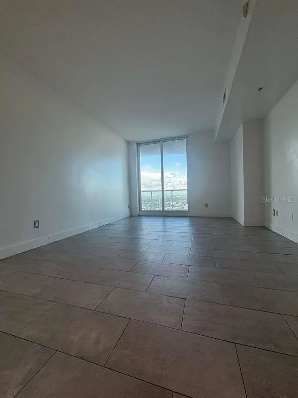 315 NE 3RD AVE #2009, Fort Lauderdale, FL 33301