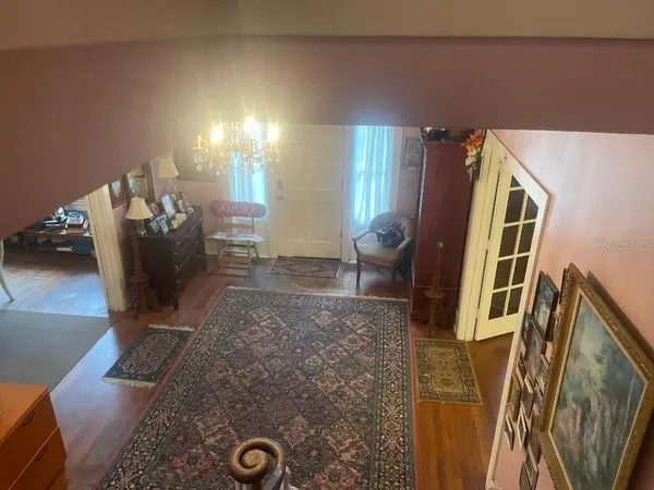 635 NE 9TH AVE, Gainesville, FL 32601