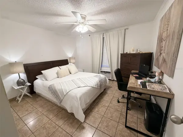 2490 SW 14TH DR #29, Gainesville, FL 32608