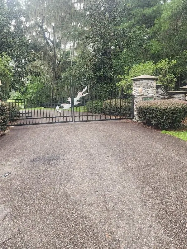 10630 NW 153RD TER, Alachua, FL 32615