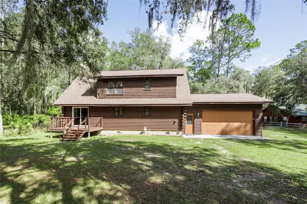 239 RILEY LAKE DR, Hawthorne, FL 32640