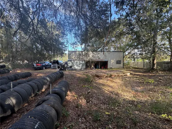 15050 NE US HIGHWAY 301, Waldo, FL 32694