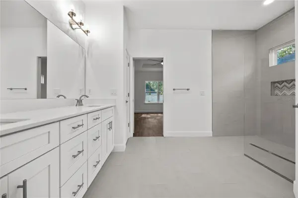 1086 SW 67TH WAY, Gainesville, FL 32607