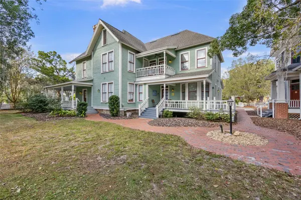 205 SE 7TH ST, Gainesville, FL 32601