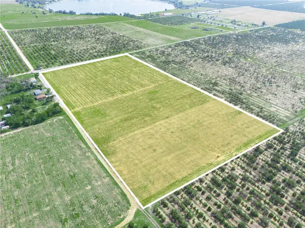 MAXCY QUARTERS RD, Frostproof, FL 33843