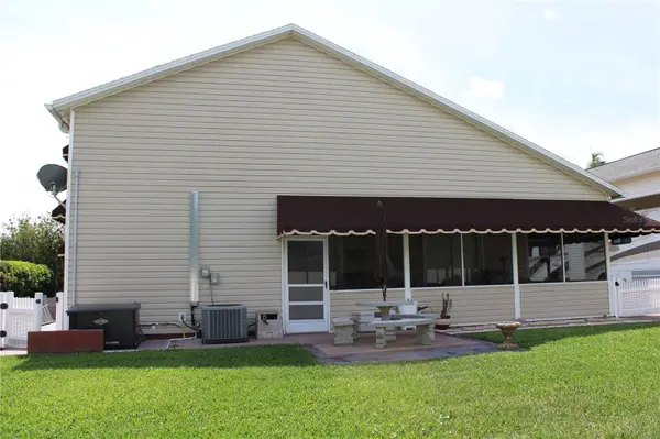 337 MOTORCOACH DR S, Polk City, FL 33868