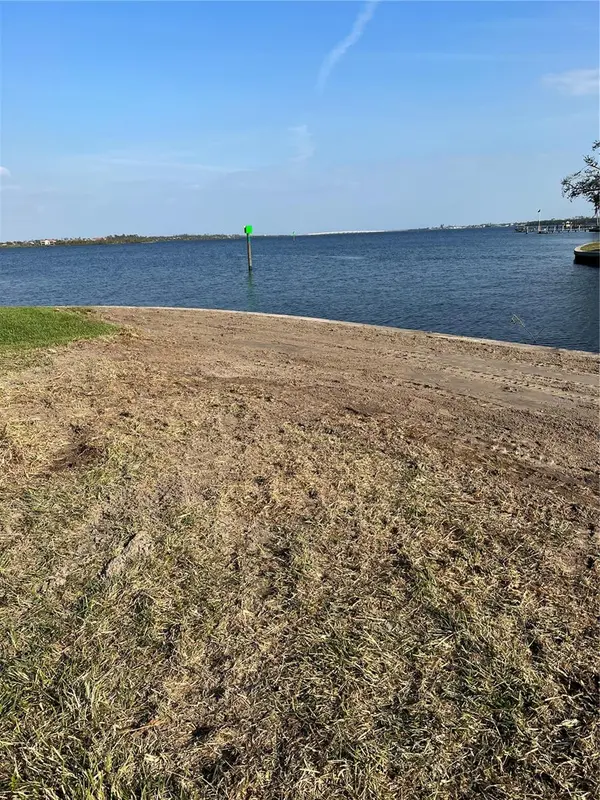12437 RAN TER, Port Charlotte, FL 33981