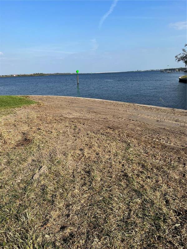 12437 RAN TER, Port Charlotte, FL 33981