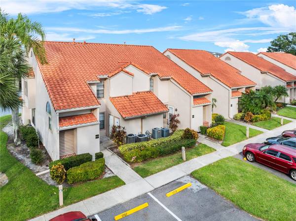 1710 GARDEN LAKE DR #1710, Winter Haven, FL 33884