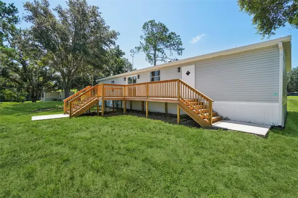 29417 KELLY DR, Wesley Chapel, FL 33544