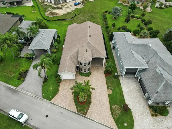 529 MEANDERING WAY, Polk City, FL 33868