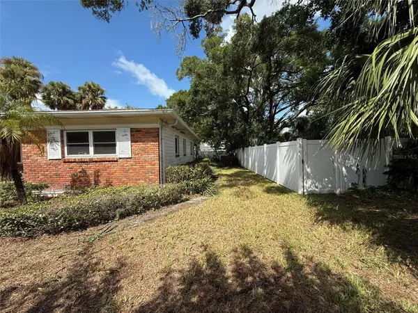 215 S WEST SHORE BLVD, Tampa, FL 33609
