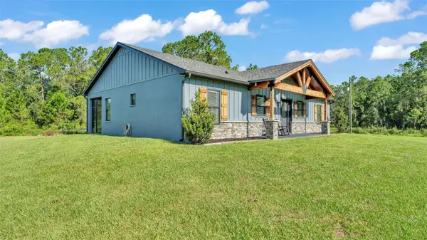 18940 COMMONWEALTH AVE N, Polk City, FL 33868