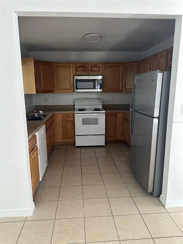 651 LORRAINE CIR, Lake Wales, FL 33853