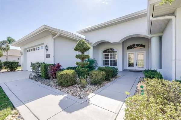 2692 HUNTINGTON HILLS DR, Lakeland, FL 33810