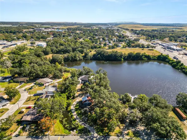 109 NE 4TH AVE, Mulberry, FL 33860