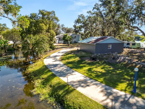 109 NE 4TH AVE, Mulberry, FL 33860