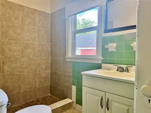425 E SESSOMS AVE, Lake Wales, FL 33853