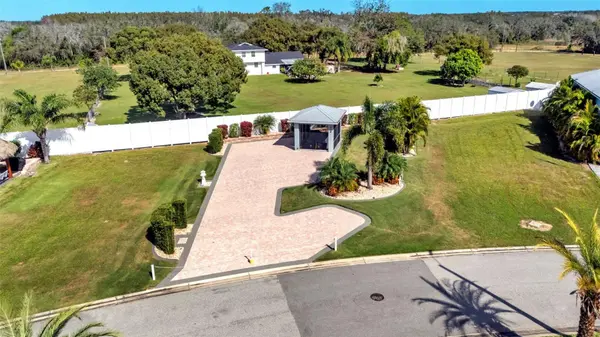 2947 WOOD DUCK DR, Polk City, FL 33868