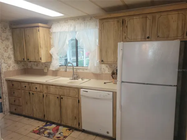 3027 GALAXY LN, Lakeland, FL 33801