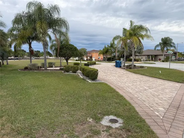 346 NOLANE LN, Polk City, FL 33868