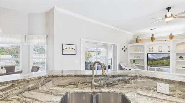 315 LANCEOLATE DR, Winter Haven, FL 33880
