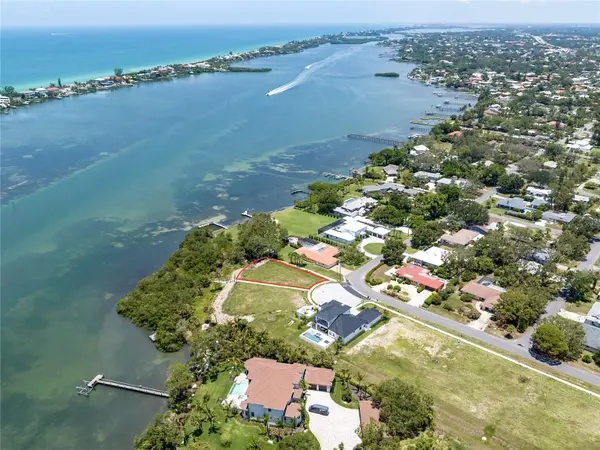 1461 BAYSHORE RD, Nokomis, FL 34275