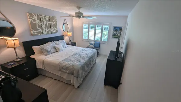 1624 STICKNEY POINT #107, Sarasota, FL 34231