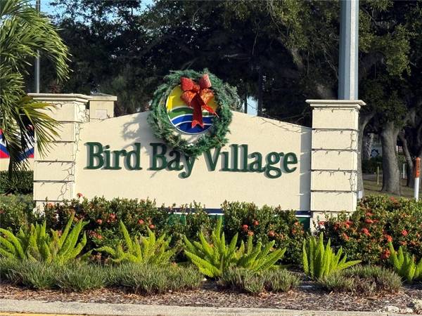 618 BIRD BAY DR S #202, Venice, FL 34285