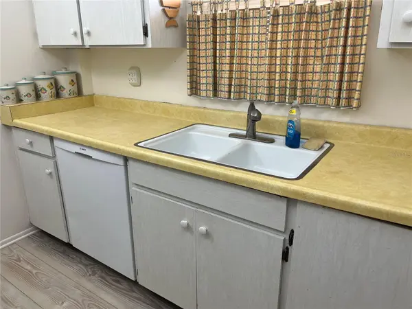 232 SAINT AUGUSTINE AVE #404, Venice, FL 34285