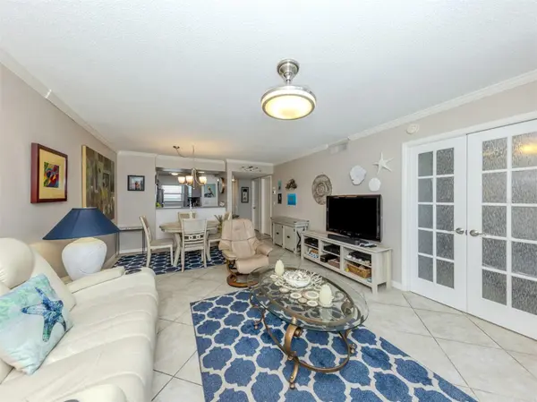 950 TARPON CENTER DR #506, Venice, FL 34285