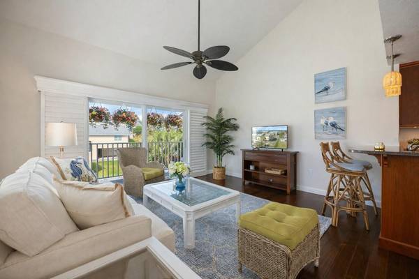 109 BAYSHORE RD #10, Nokomis, FL 34275
