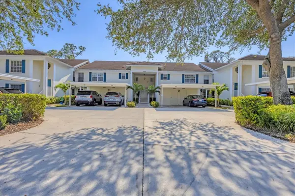 809 MONTROSE DR #203, Venice, FL 34293