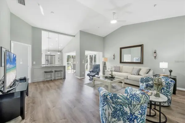 809 MONTROSE DR #203, Venice, FL 34293