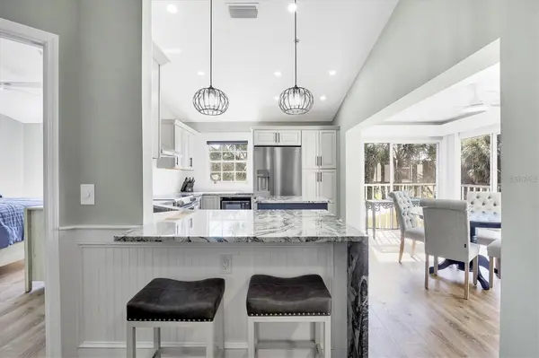 809 MONTROSE DR #203, Venice, FL 34293