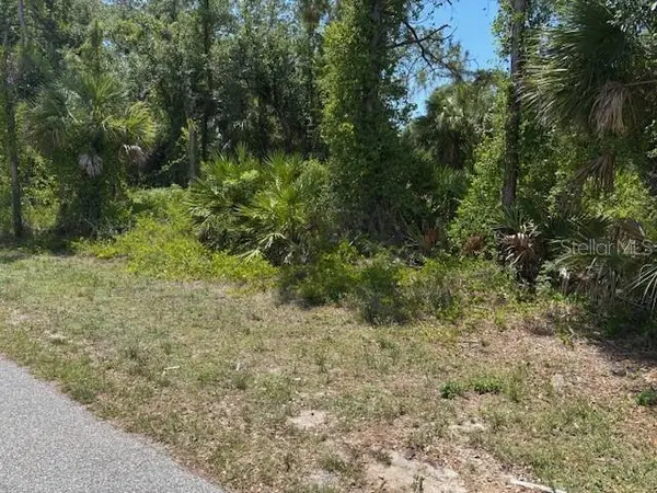 18431 FREMONT AVE, Port Charlotte, FL 33954
