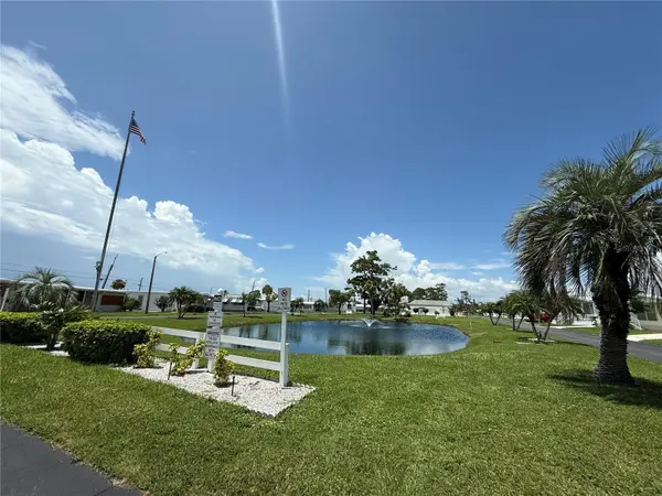 231 INNER DR E, Venice, FL 34285