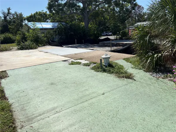 30 HATCHETT CREEK RD, Venice, FL 34285