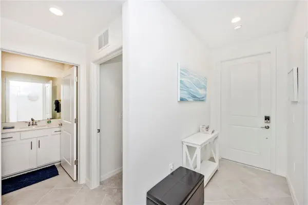 17565 OPAL SAND DR #202, Venice, FL 34293