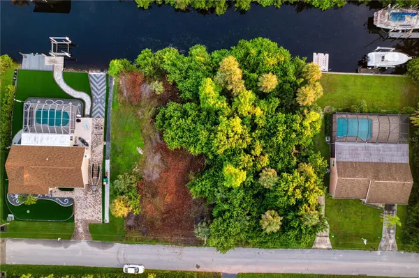 18522 AYRSHIRE CIR, Port Charlotte, FL 33948