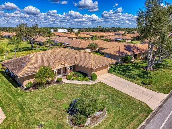 3168 E VILLAGE DR, Venice, FL 34293