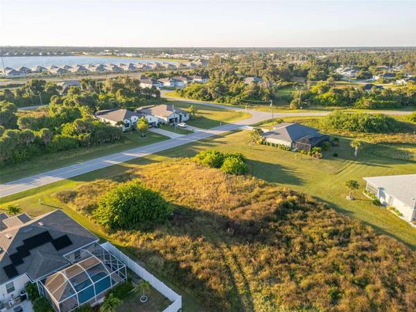 278 INDIAN CREEK DR, Rotonda West, FL 33947
