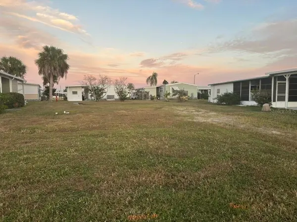 529 PARKWOOD AVE, North Port, FL 34287