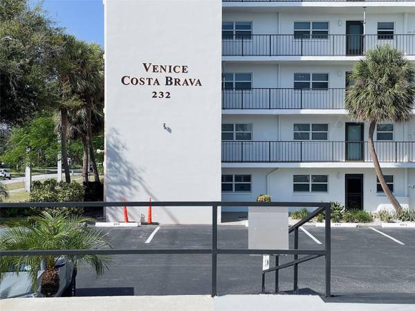 232 SAINT AUGUSTINE AVE #105, Venice, FL 34285
