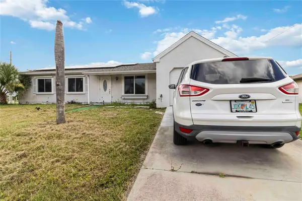 20550 EDGEWATER DR, Port Charlotte, FL 33952