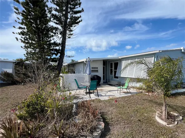 919 CORTINA BLVD, Venice, FL 34285