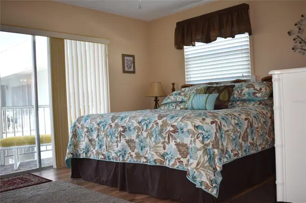 325 N CAUSEWAY #C 304, New Smyrna Beach, FL 32169