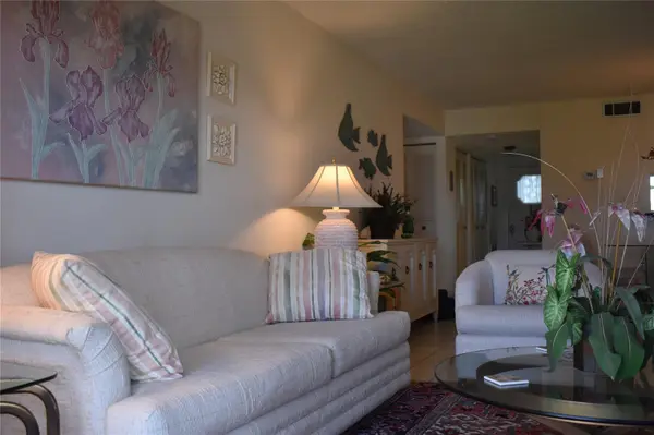325 N CAUSEWAY #C 304, New Smyrna Beach, FL 32169