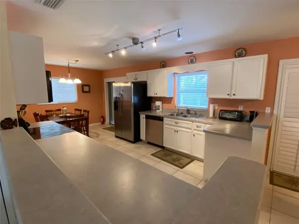 1808 N PENINSULA AVE, New Smyrna Beach, FL 32169