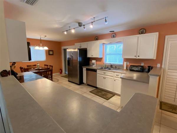 1808 N PENINSULA AVE, New Smyrna Beach, FL 32169